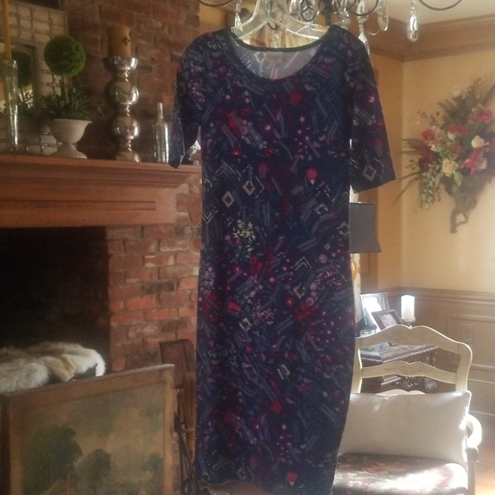 Dress - Picture 4 of 4